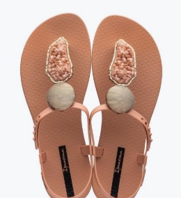 تجربتي مع Ipanema Shoes: من منظور مستهلك ومالك متجر