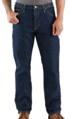 كيف تبدو تصاميم بناطيل Carhartt في الكويت من حيث القصّات، الملاءمة والراحة؟